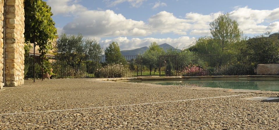 betonowe nawierzchnie, nawierzchnie dekoracyjne z betonu, beton nawierzchniowy, beton dekoracyjny
